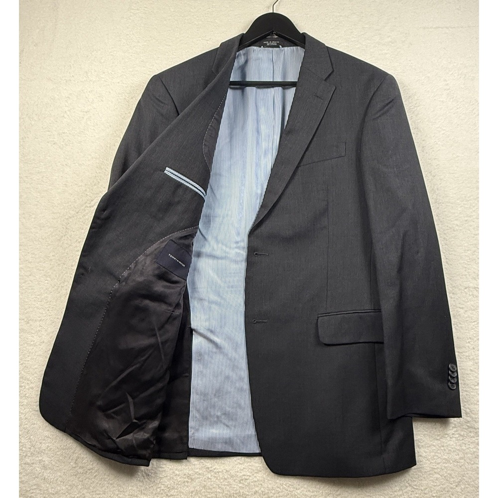 Tommy Hilfiger Men's Wool Blazer 42R Gray Jacket Preppy Professional
